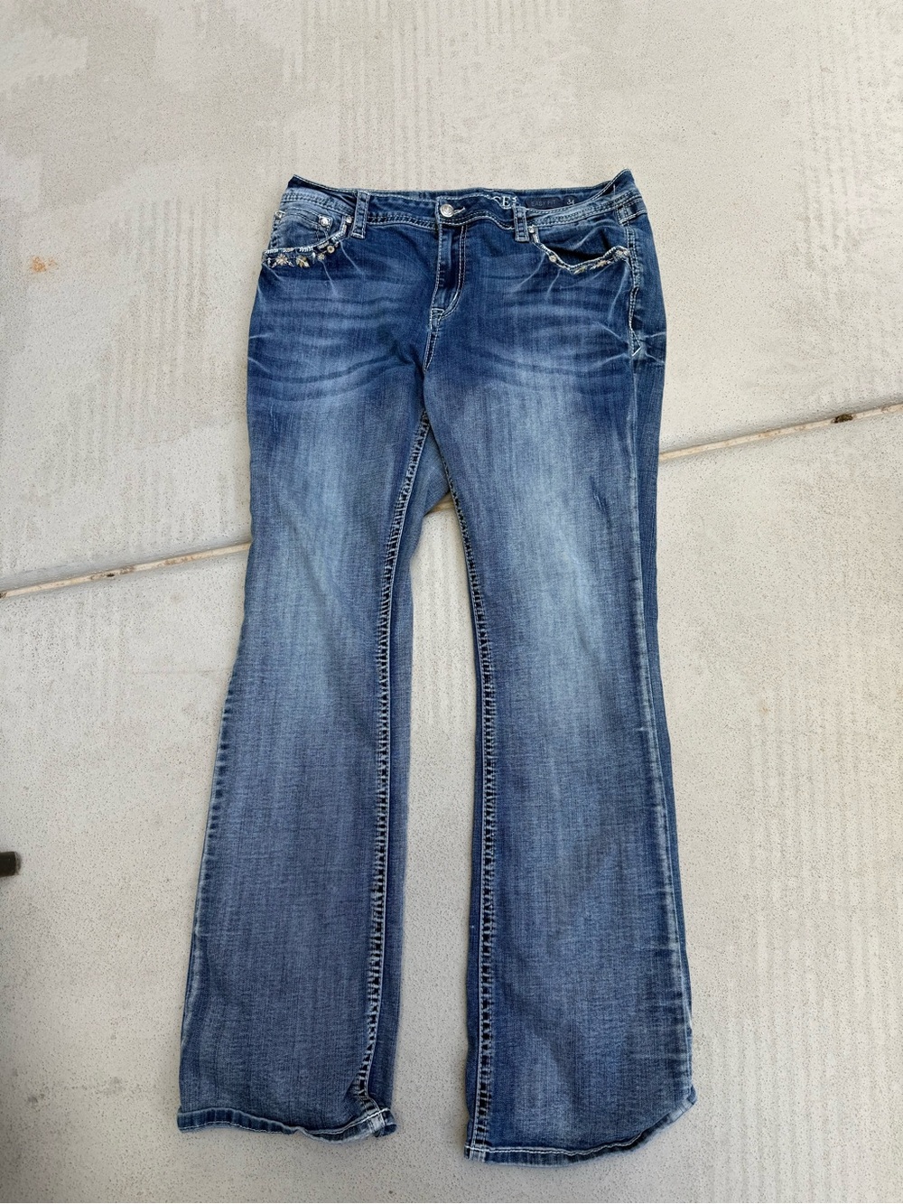 Grace in LA Women Embellished Bootcut Jeans Sz 34 Floral Embroidered Rhinestone